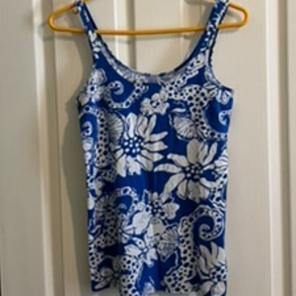 Lilly Pulitzer Fitted Scoop Neck Tank Top (Size Medium)